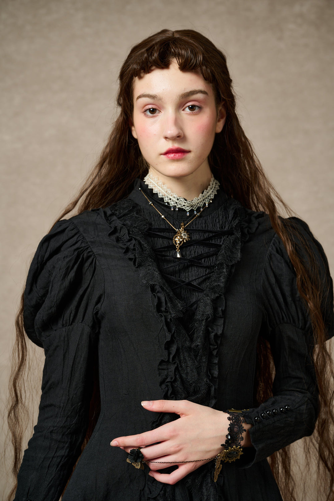 Elizabeth 15 | Victorian Linen Dress