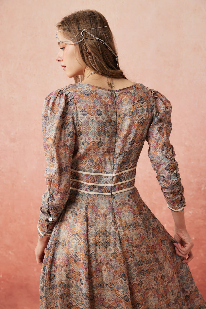 Chelse 19 |Longsleeved Linen Dress Gown