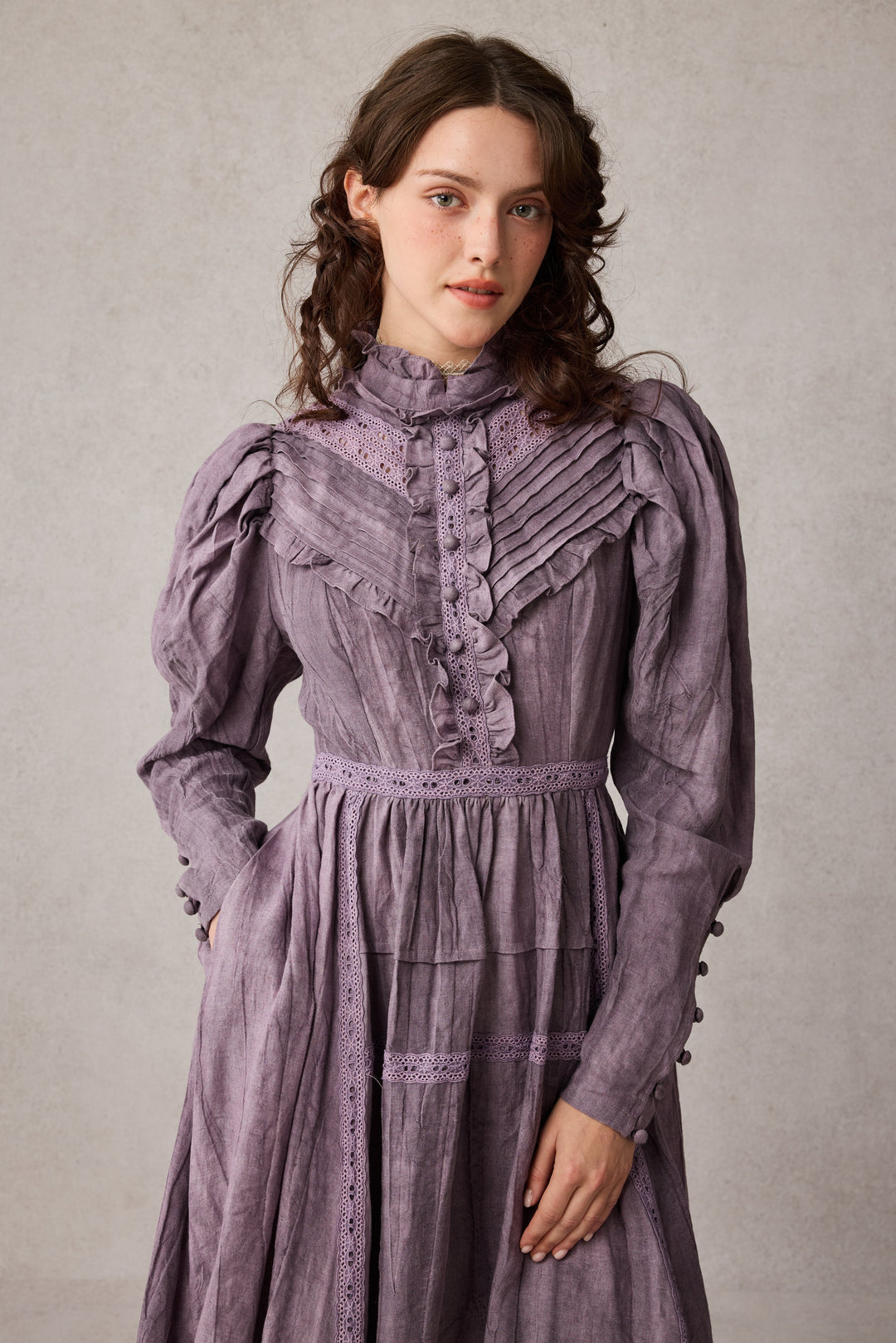 MARY 18 | VINTAGE LINEN DRESS GOWN