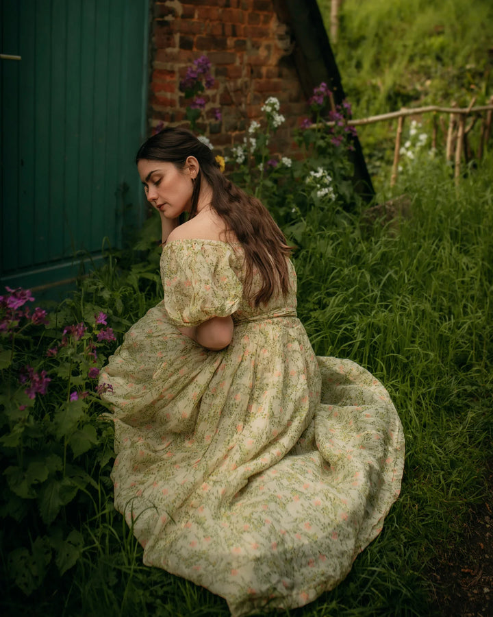 Alice 19 | Floral linen dress