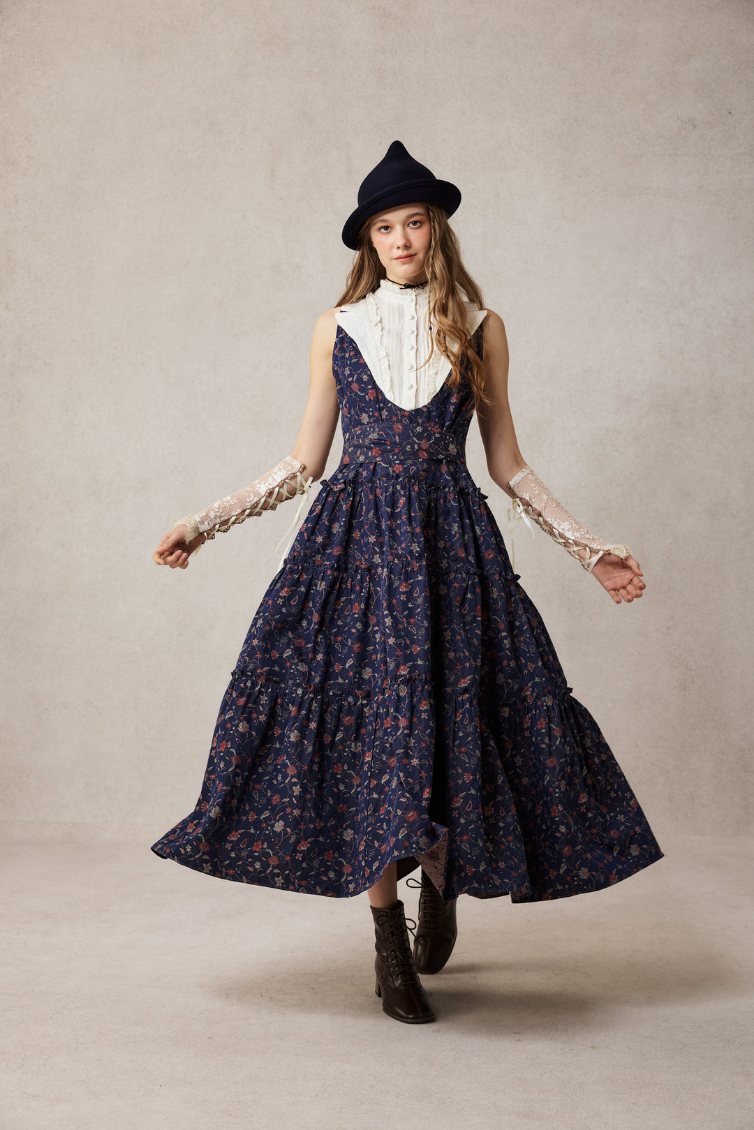 Úrsula 24 | Vintage linen Tiered Dress