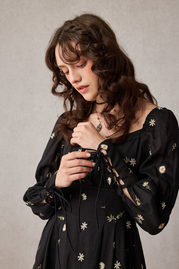 PHOENIX 24 | REGENCY LACE-UP LINEN DRESS