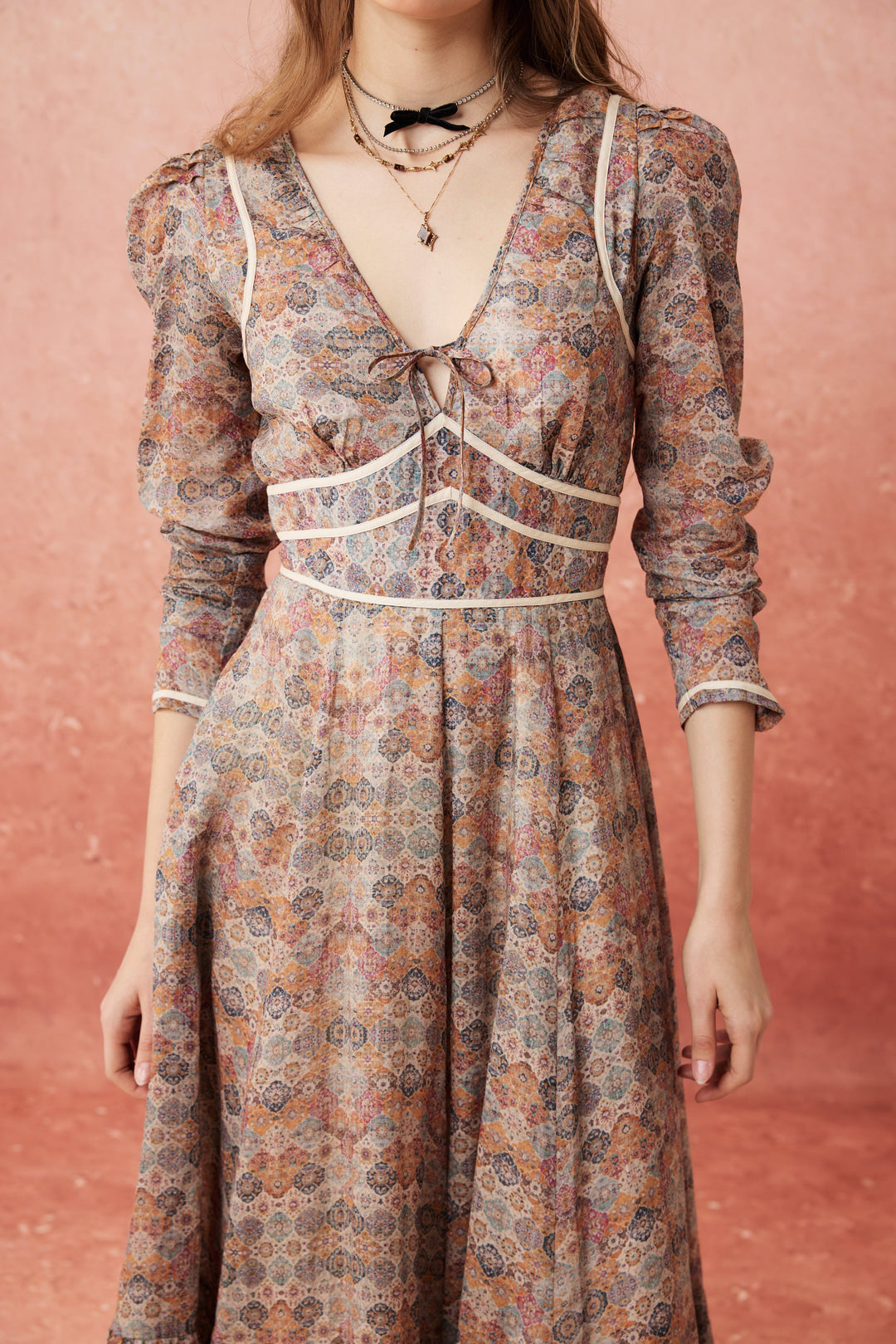 Chelse 19 |Longsleeved Linen Dress Gown