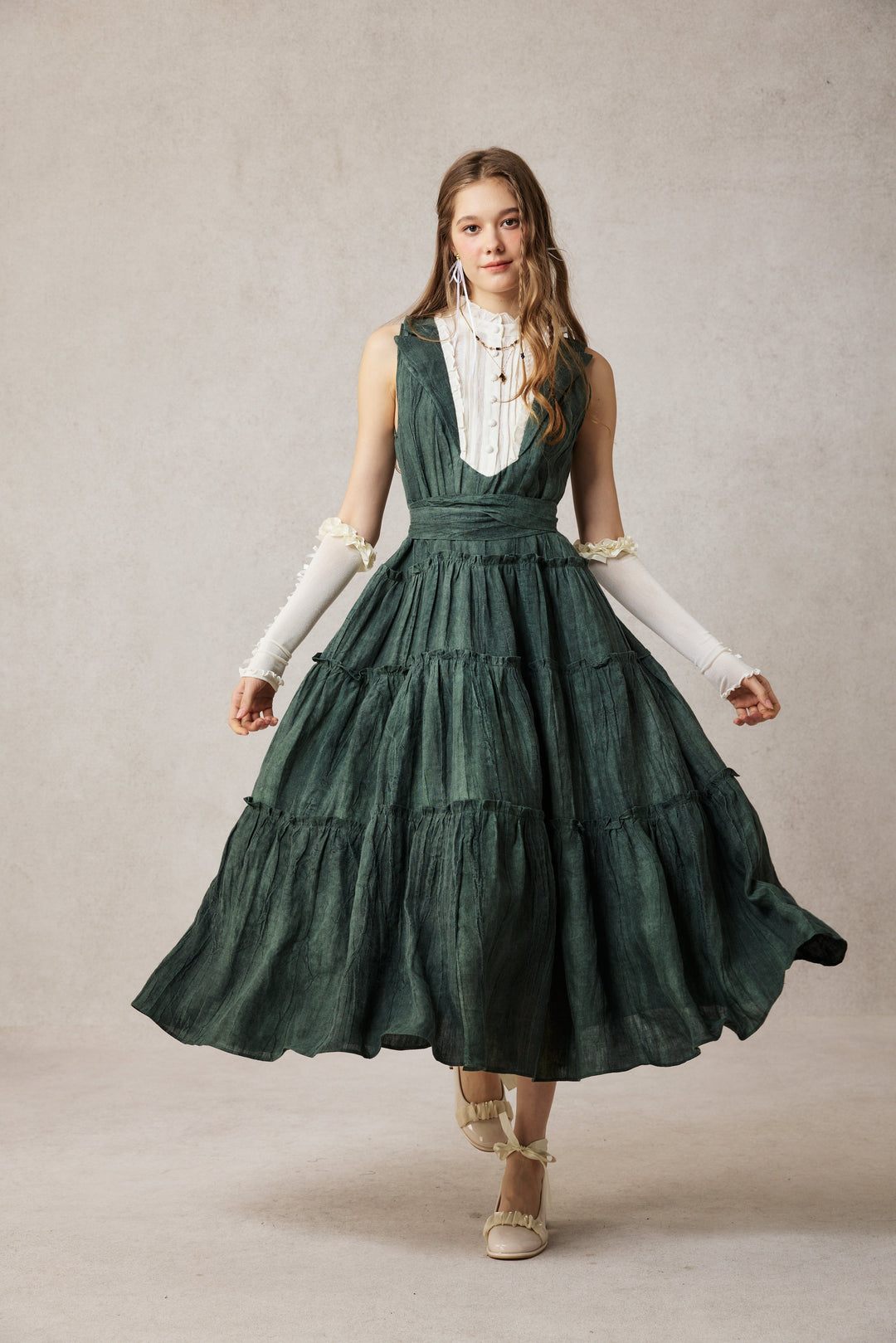 Úrsula 24 | Vintage linen Tiered Dress