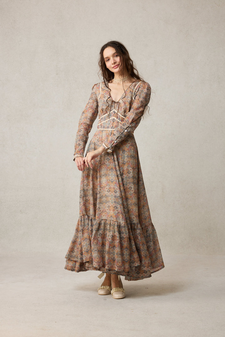 Chelse 19 |Longsleeved Linen Dress Gown
