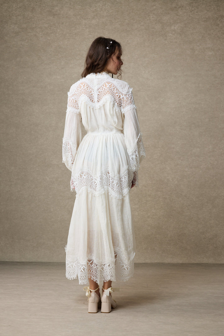 Pearlman 25 | Lace Linen Dress Gown