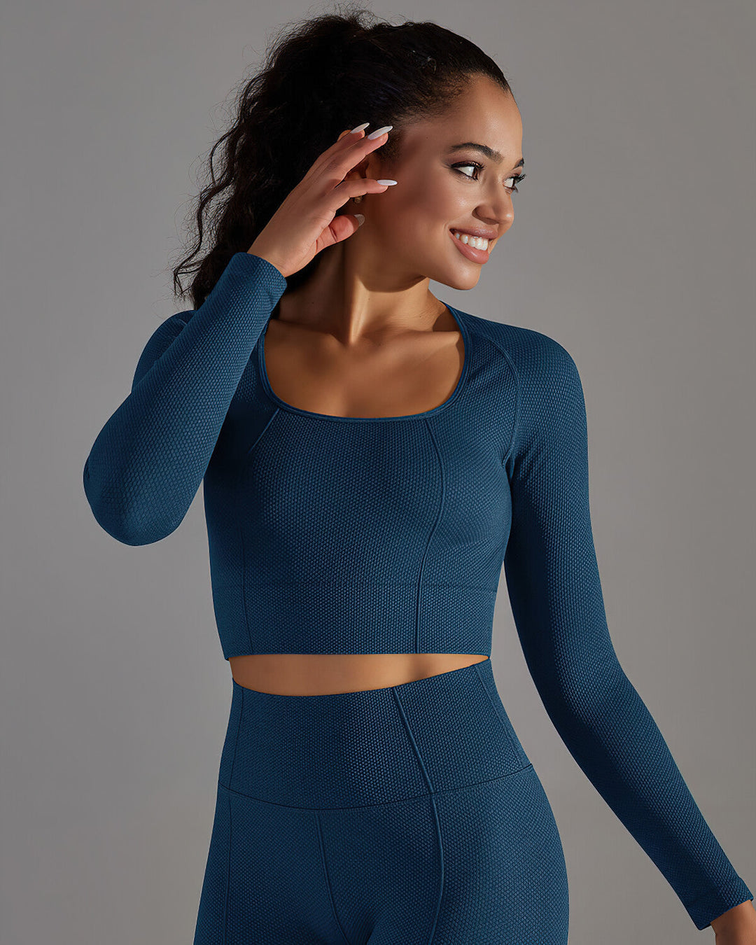 Alodia Long Sleeve - Blue