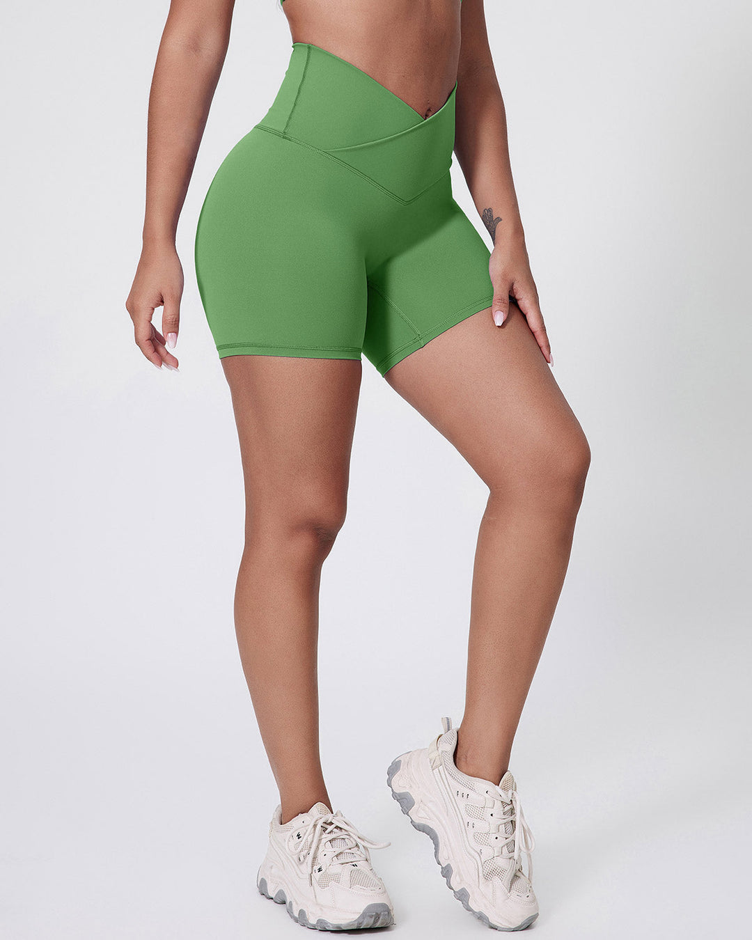 Celestia Seamless Shorts - Thyme