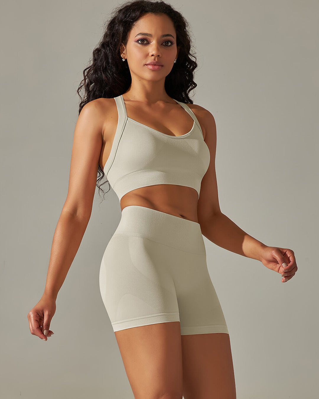 Cleo Crossback Sports Bra - Light Grey