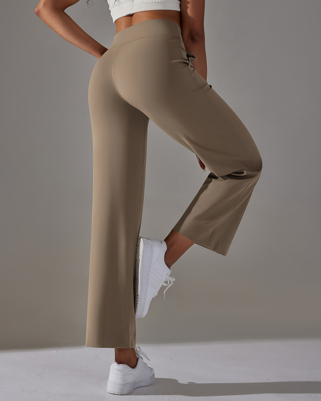 Fern Flare Pocket Leggings - Khaki