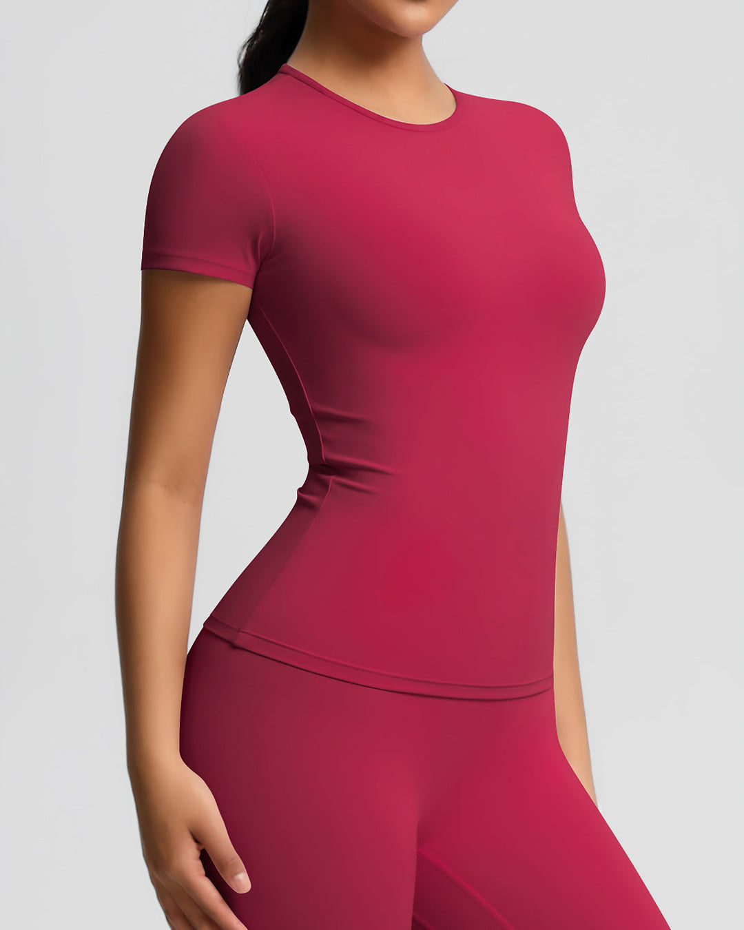 Gwen Active Top - Carmine