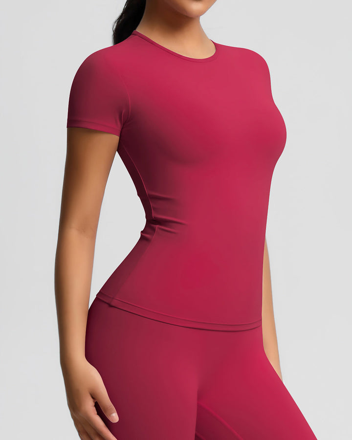 Gwen Active Top - Carmine