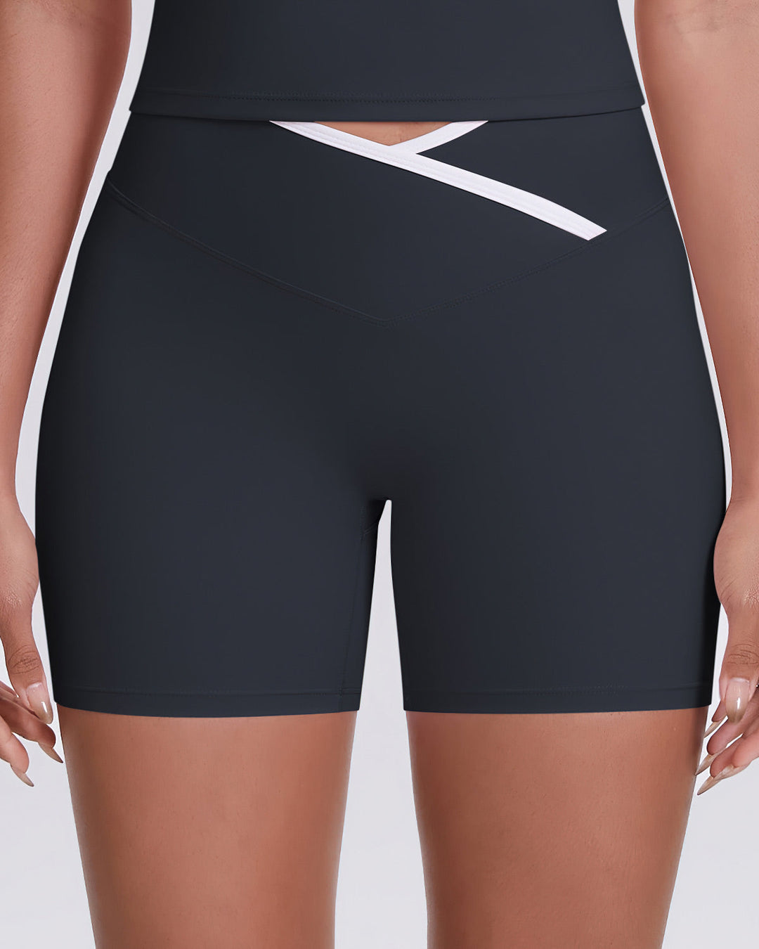 Niam Seamless Shorts - Black
