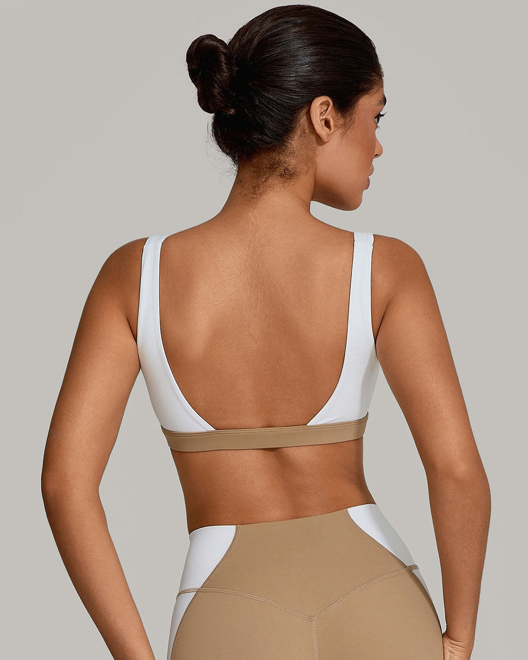 Xanthia Sports Bra - Khaki