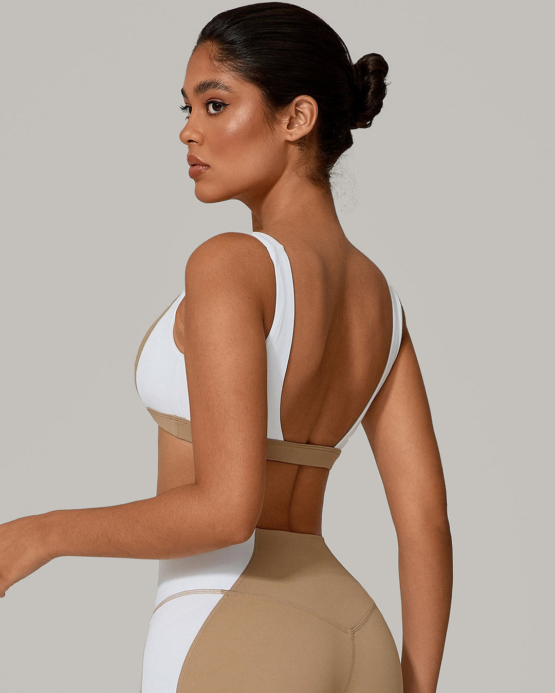 Xanthia Sports Bra - Khaki