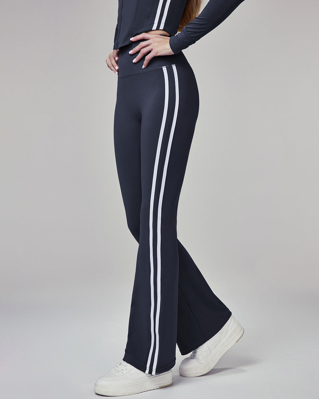 Xyla Flare Leggings - Navy