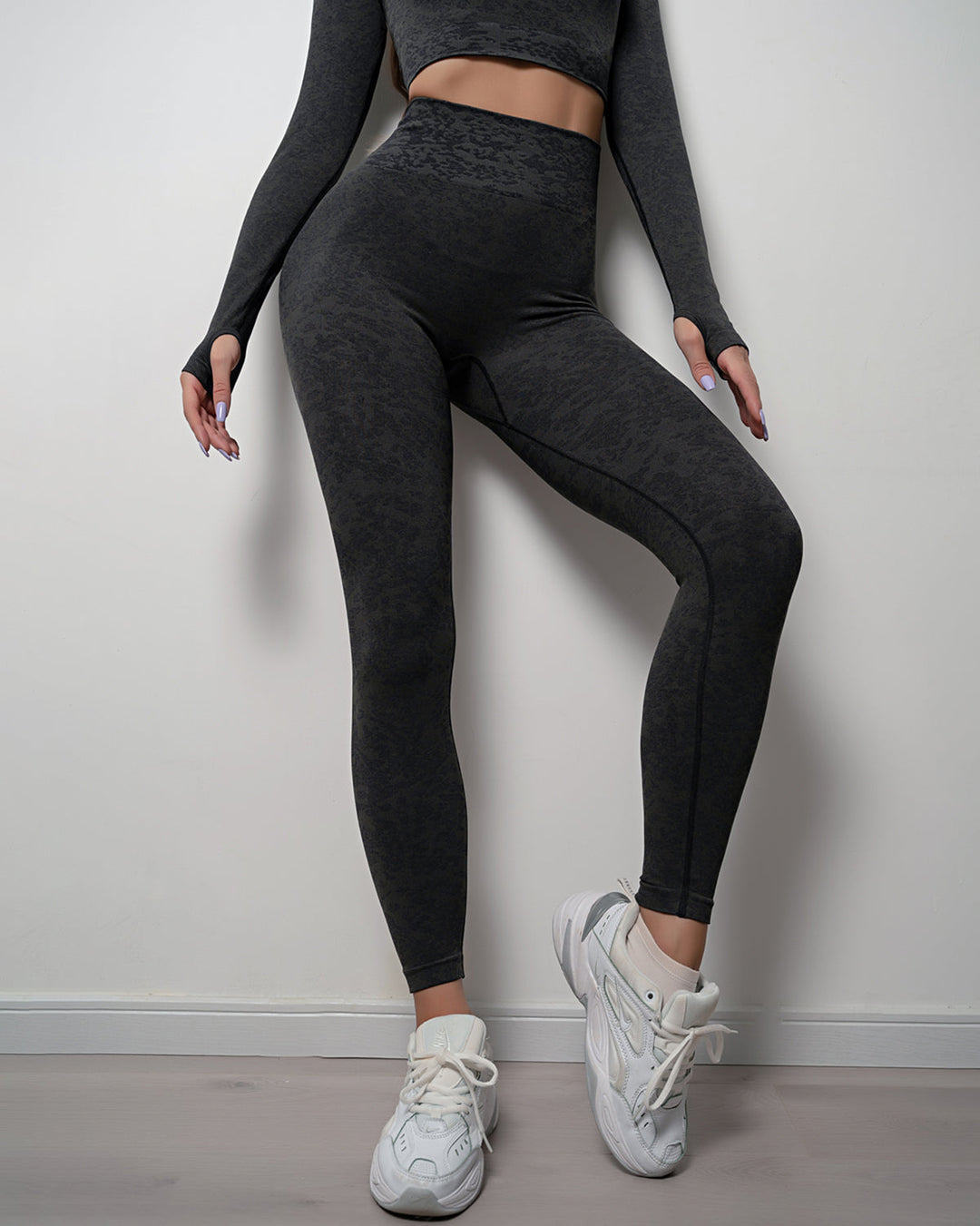 Omira Seamless Scrunch Leggings - Black