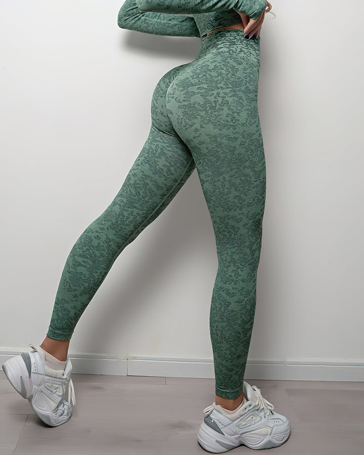 Omira Seamless Scrunch Leggings