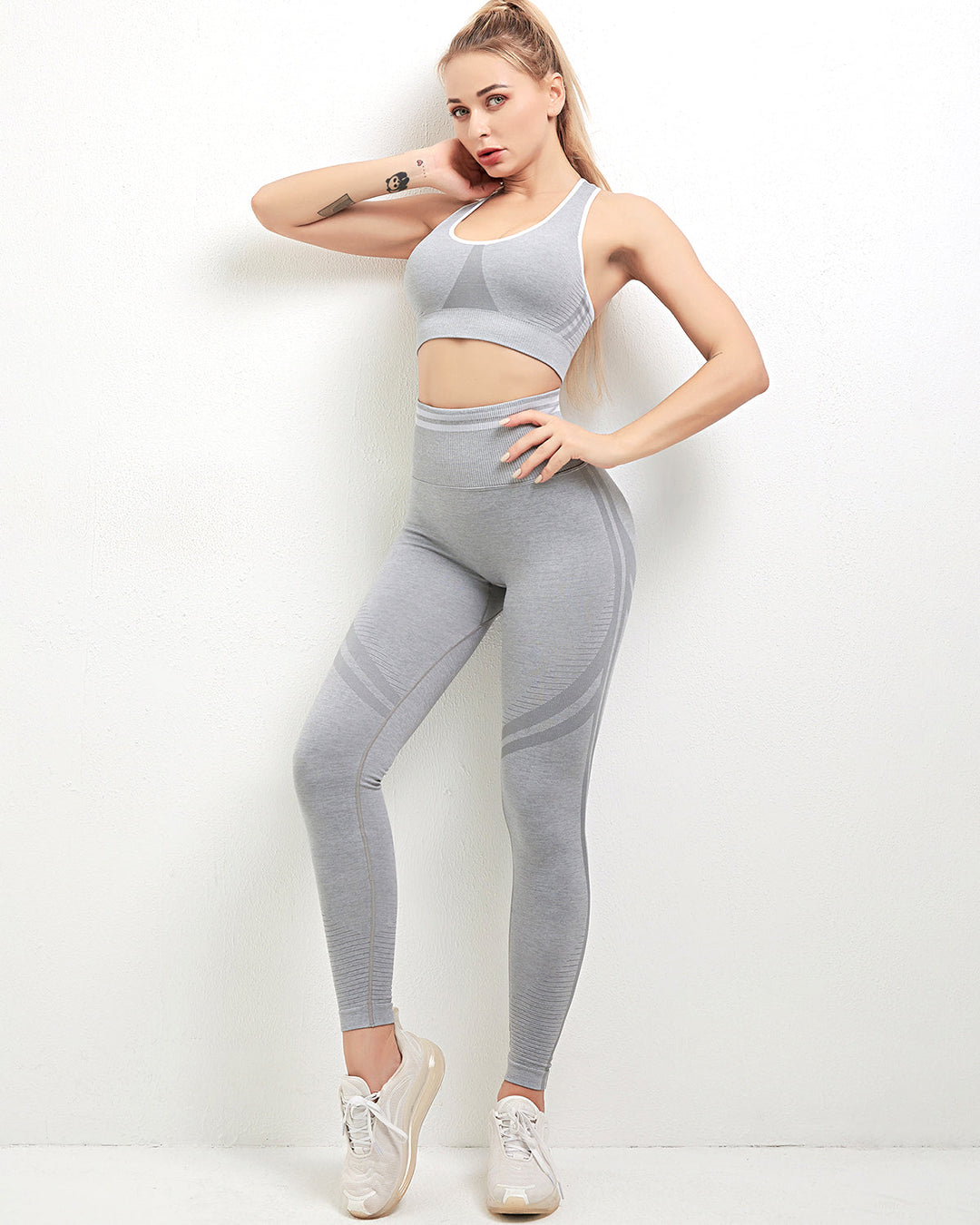 Willo Fox Sports Bra - Gray